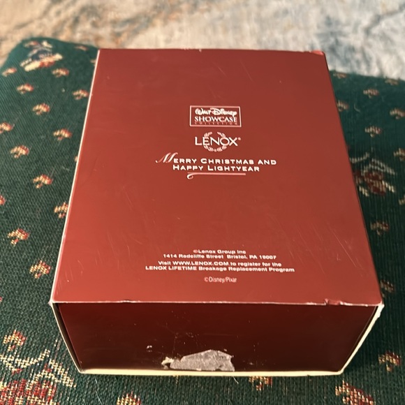 Walt Disney showcase Lennox, merry Christmas and happy Lightyear from Toy story - Picture 9 of 9